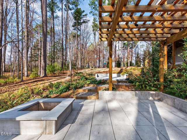 2117 Bee Cave Court, Apex, NC 27539
