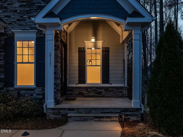 2117 Bee Cave Court, Apex, NC 27539