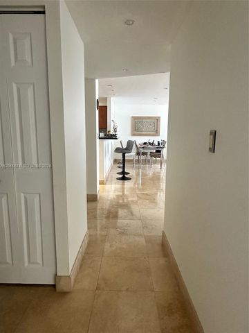 2780 NE 183rd Street PH04, Aventura, FL 33160