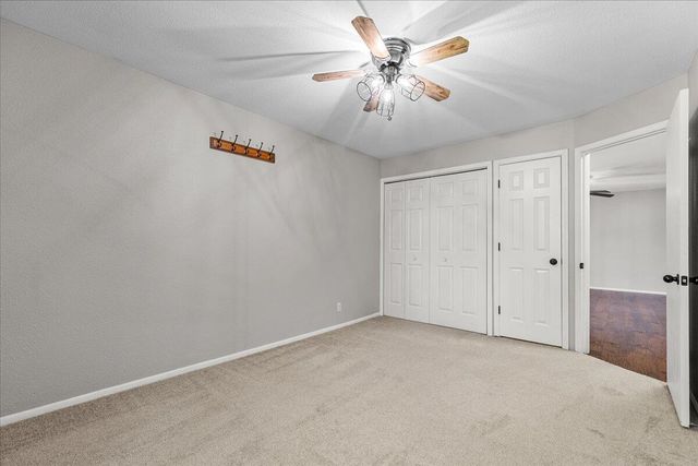 10824 W Donna DRIVE, Milwaukee, WI 53224