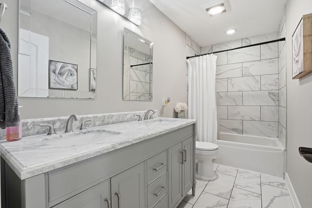 13931 W Wilderness Lakes Drive, Manhattan, IL 60442