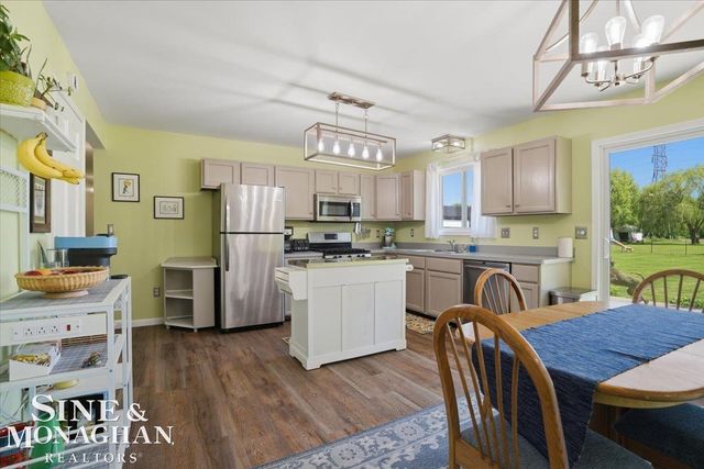 9201 Lambs Road, Wales, MI 48027