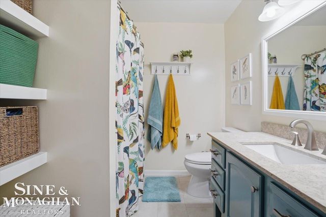 9201 Lambs Road, Wales, MI 48027