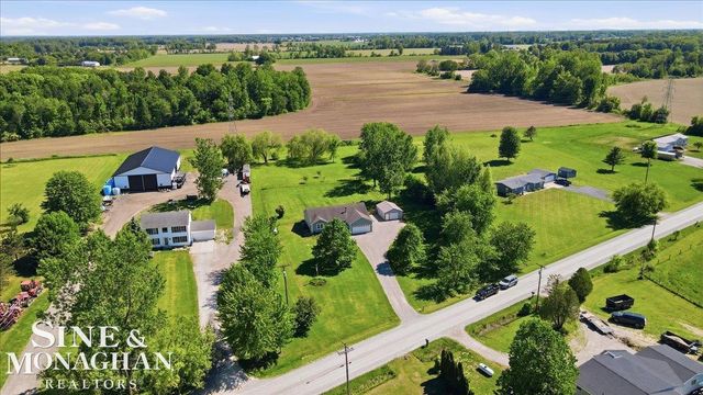 9201 Lambs Road, Wales, MI 48027