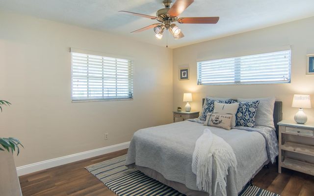 542 59TH WAY S, St Petersburg, FL 33707