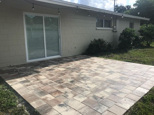 542 59TH WAY S, St Petersburg, FL 33707