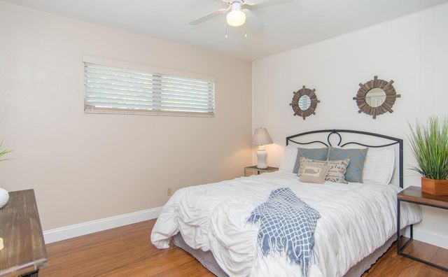 542 59TH WAY S, St Petersburg, FL 33707