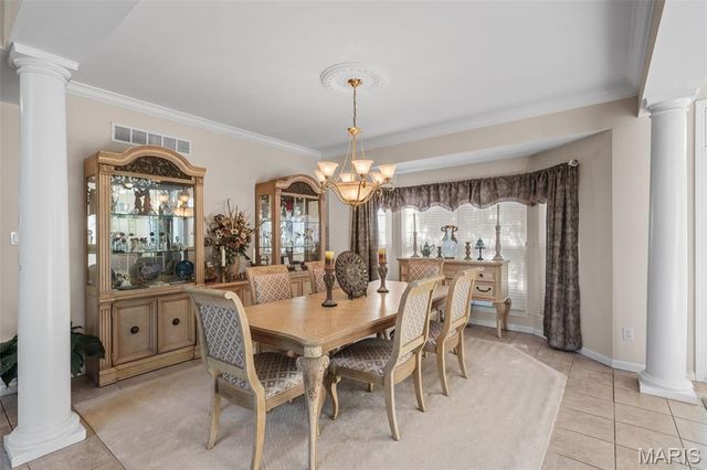 16757 Benton Taylor Drive, Chesterfield, MO 63005
