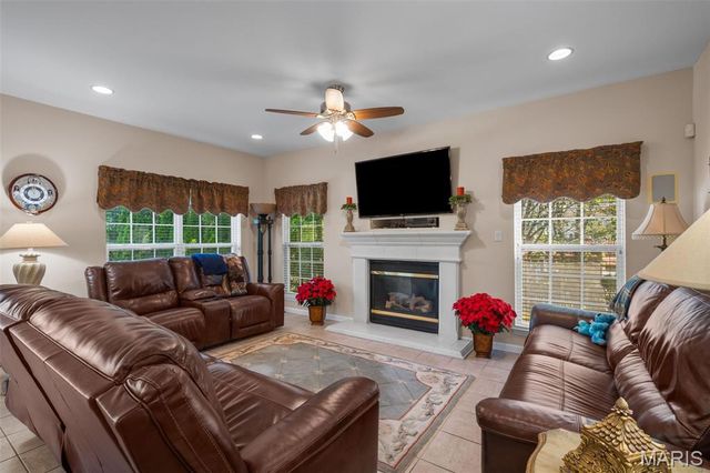 16757 Benton Taylor Drive, Chesterfield, MO 63005
