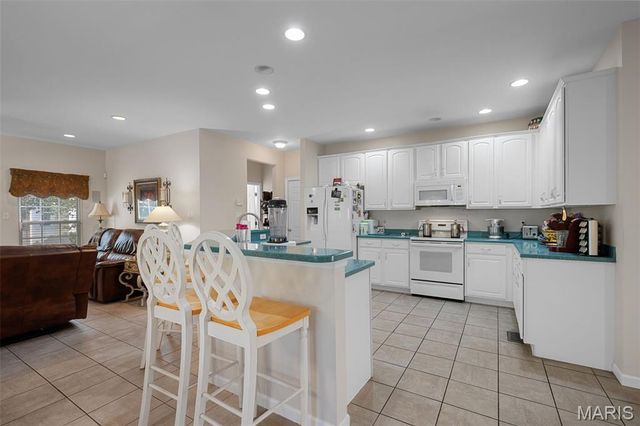 16757 Benton Taylor Drive, Chesterfield, MO 63005