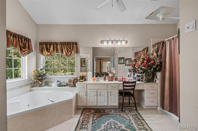 16757 Benton Taylor Drive, Chesterfield, MO 63005