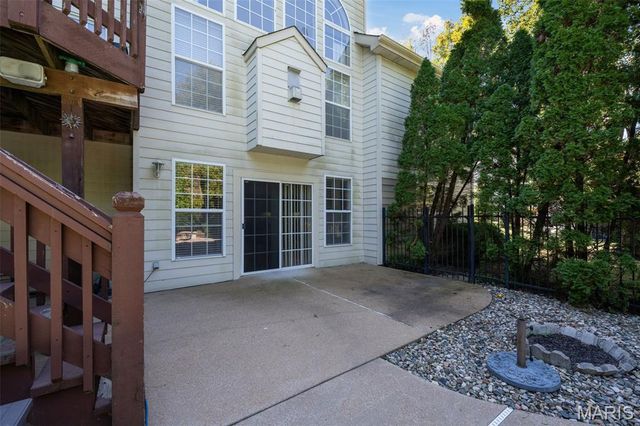 16757 Benton Taylor Drive, Chesterfield, MO 63005