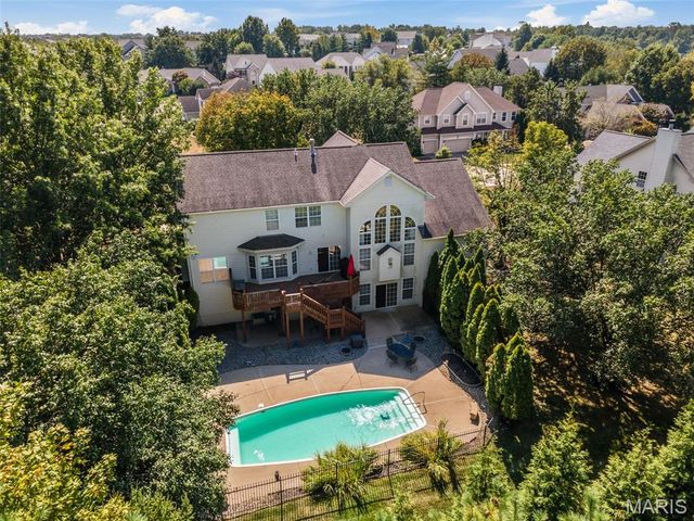 16757 Benton Taylor Drive, Chesterfield, MO 63005