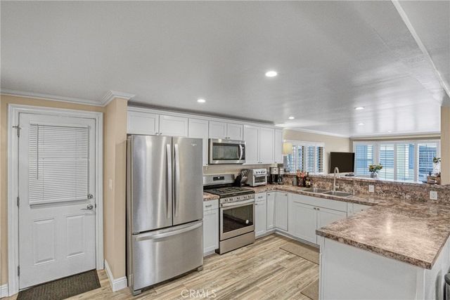 4201 Topanga Canyon Blvd 147, Woodland Hills, CA 91364