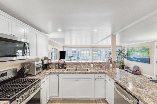 4201 Topanga Canyon Blvd 147, Woodland Hills, CA 91364