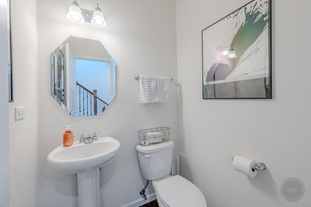 483 Watercress Drive, Aurora, IL 60504