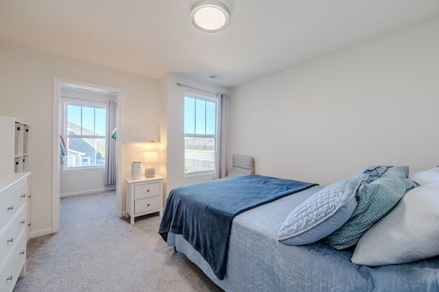 483 Watercress Drive, Aurora, IL 60504