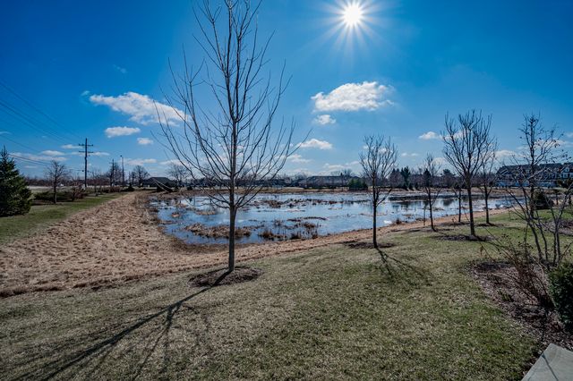 483 Watercress Drive, Aurora, IL 60504