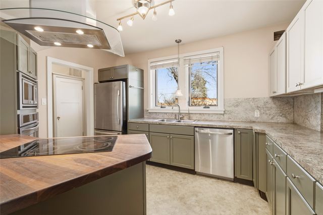 900 Gildersleeve Street, Santa Fe, NM 87505