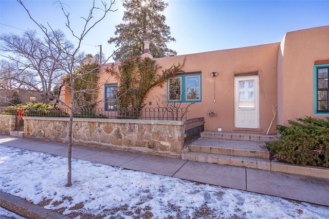 900 Gildersleeve Street, Santa Fe, NM 87505