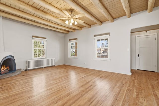 900 Gildersleeve Street, Santa Fe, NM 87505