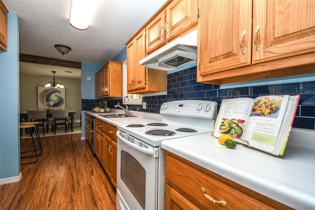 1 Hartlepool Drive, Bella Vista, AR 72715