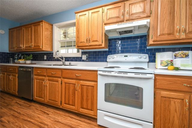 1 Hartlepool Drive, Bella Vista, AR 72715