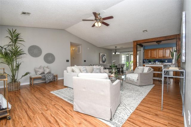 1 Hartlepool Drive, Bella Vista, AR 72715