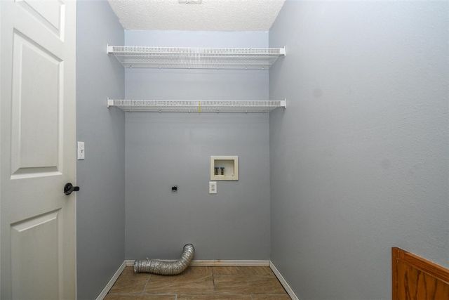 1 Hartlepool Drive, Bella Vista, AR 72715