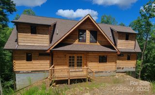 266 Potomac Falls Drive, Black Mountain, NC 28711