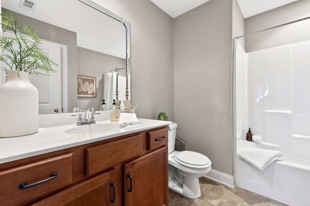 2340 Coppergate Way, Thompsons Station, TN 37179