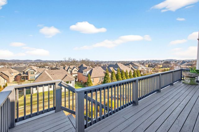 2340 Coppergate Way, Thompsons Station, TN 37179