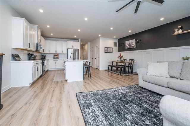 143 Providence Way, Whitehall, PA 15234