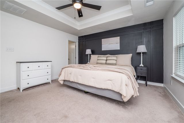 143 Providence Way, Whitehall, PA 15234