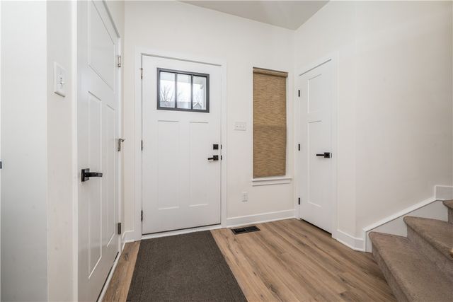 143 Providence Way, Whitehall, PA 15234