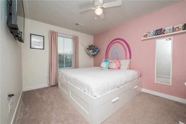 143 Providence Way, Whitehall, PA 15234