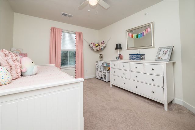 143 Providence Way, Whitehall, PA 15234