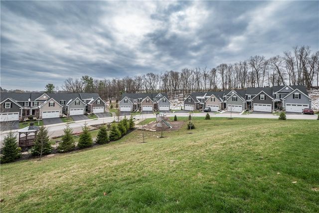 143 Providence Way, Whitehall, PA 15234