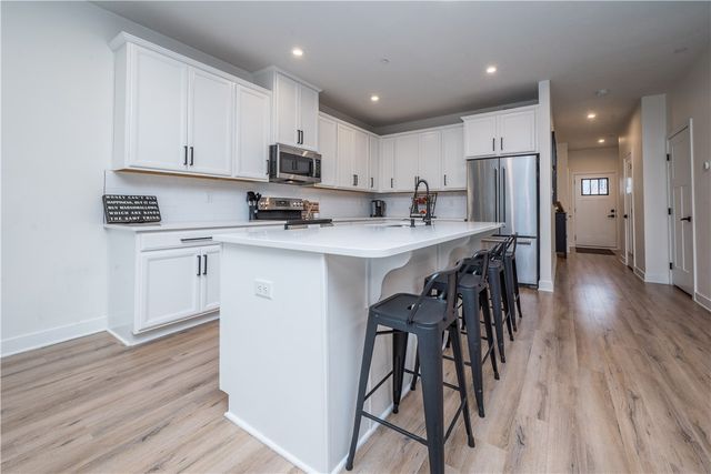 143 Providence Way, Whitehall, PA 15234