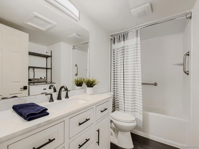 2525 S Dayton Way 2308, Denver, CO 80231