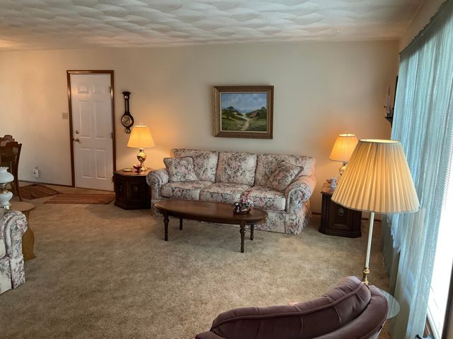 613 Dogwood Drive, Trail Creek, IN 46360