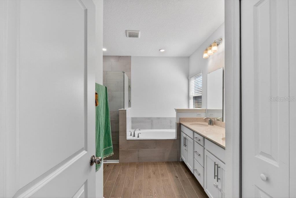 Image 22 of property listing at 210 WHITE RABBIT RUN, St Augustine, FL 32092