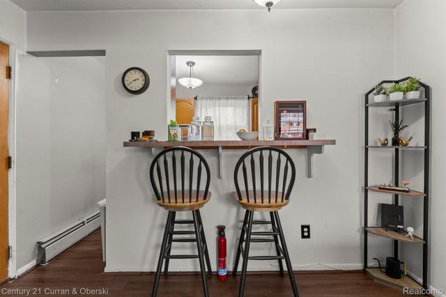 2714 W 13 Mile Road, Royal Oak, MI 48073