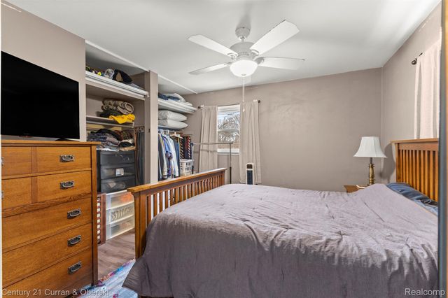 2714 W 13 Mile Road, Royal Oak, MI 48073