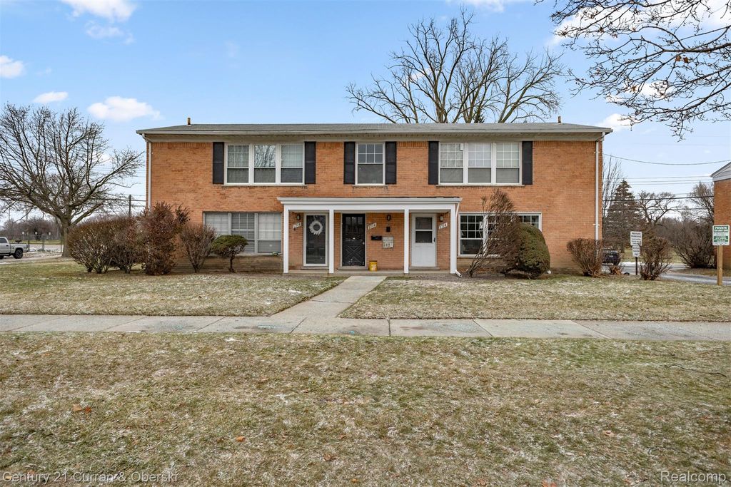 2714 W 13 Mile Road, Royal Oak, MI 48073