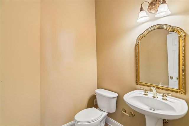 3054 Montclair Circle SE, Smyrna, GA 30080