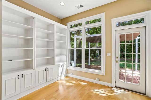 3054 Montclair Circle SE, Smyrna, GA 30080