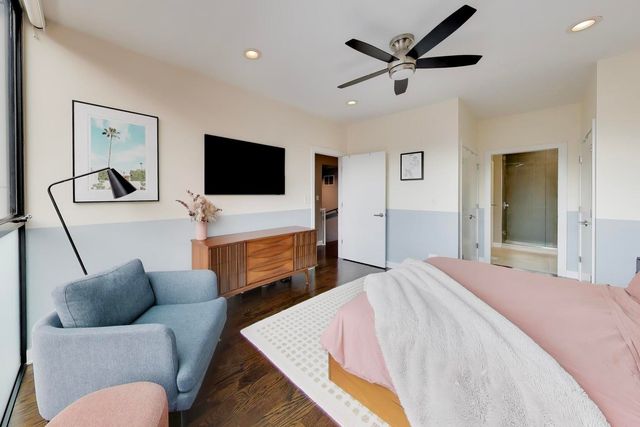 1727 N Winnebago Avenue, Chicago, IL 60647