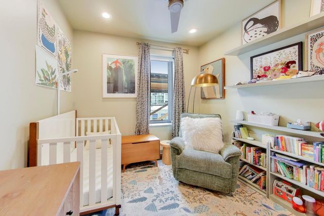 1727 N Winnebago Avenue, Chicago, IL 60647