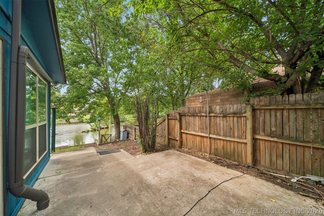 2008 N Main Street, Owasso, OK 74055